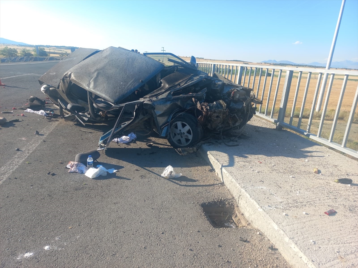 Seydişehir’ de Trafik kazası biri ağır 2 yaralı