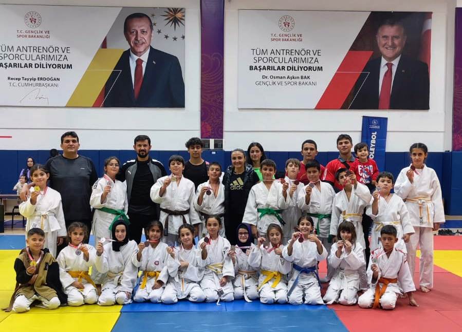 SEYDİŞEHİRLİ JUDOCULAR  KONYADAN DERECEYLE  DÖNDÜ