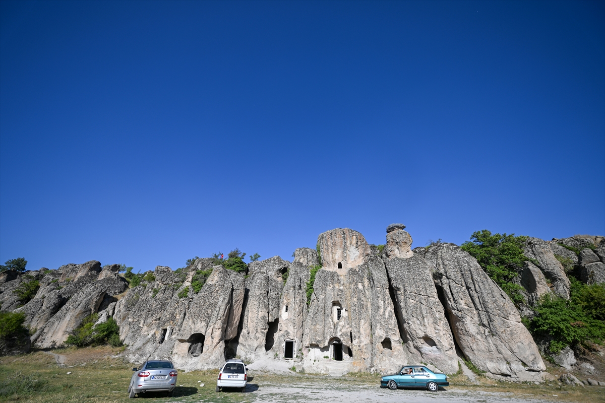 Konya’daki Kilistra Antik Kenti içerisinde bulundurduğu taş ev mimarisiyle dikkatleri üzerine çekiyor.