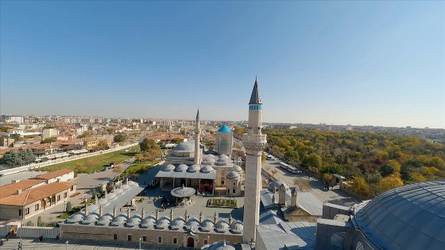 Mevlana Müzesi FPV dronla görüntülendi