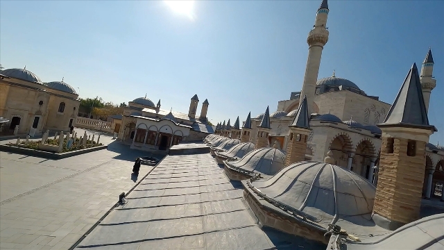 Mevlana Müzesi FPV dronla görüntülendi