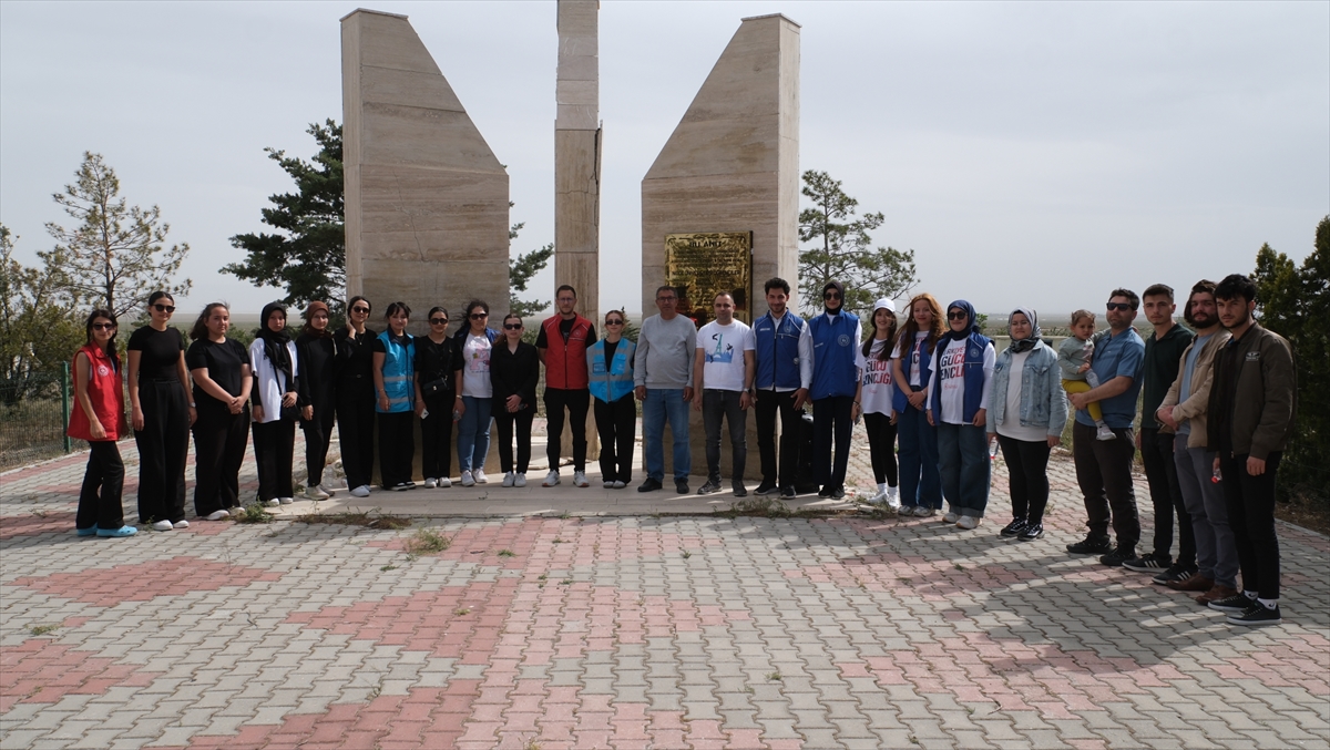 Konya'da 28 yıl önce trafik kazasında hayatını kaybedenler anıldı