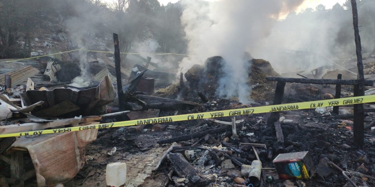 "Konya'da Şüpheli Yangın: 5 Aydır Aydınlatılamayan Ölümler ve Ailenin Adalet Mücadelesi"