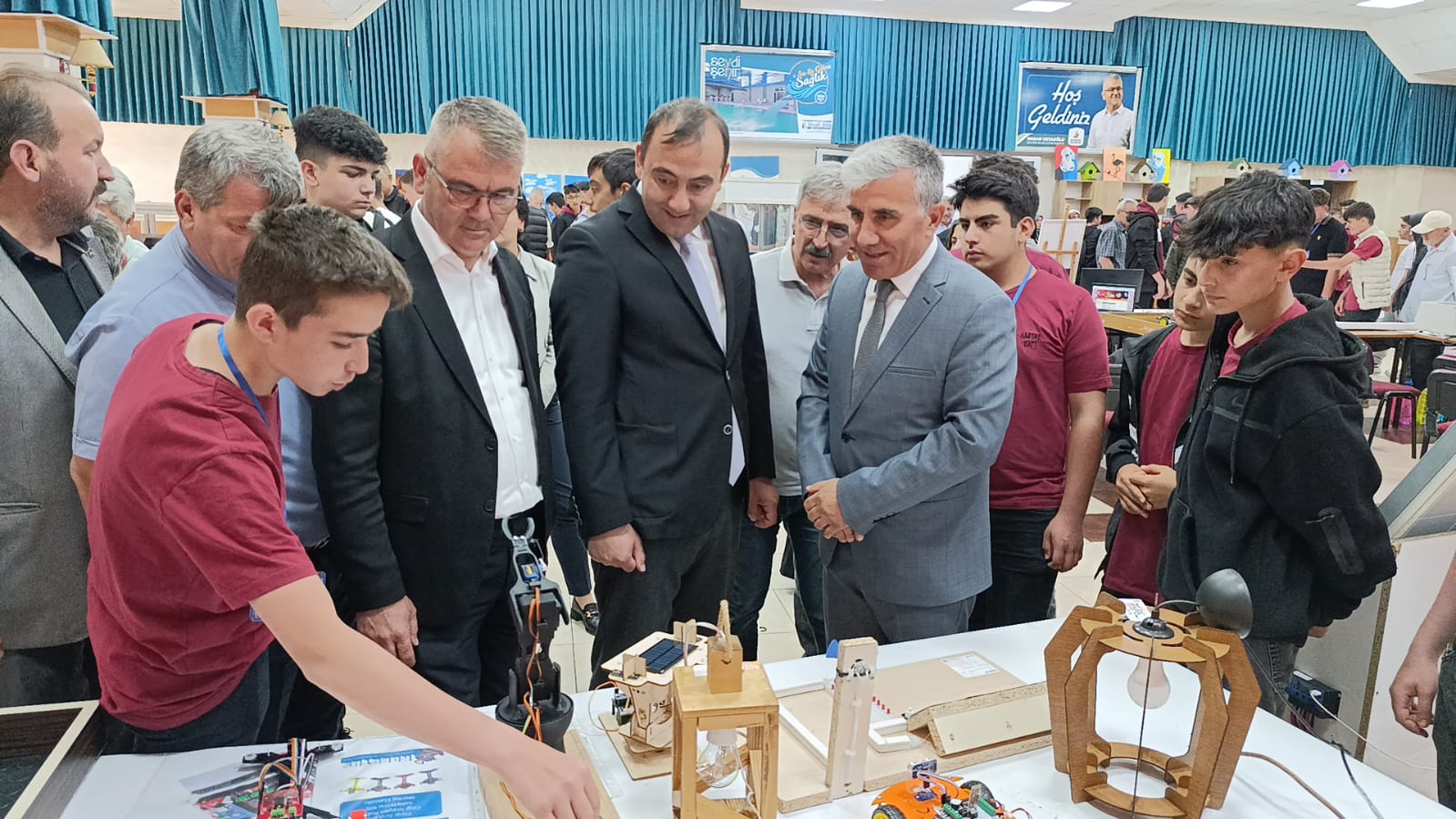 Seydişehir Mesleki ve Teknik Anadolu Lisesi’nde Yıl Sonu Sergisi Açıldı