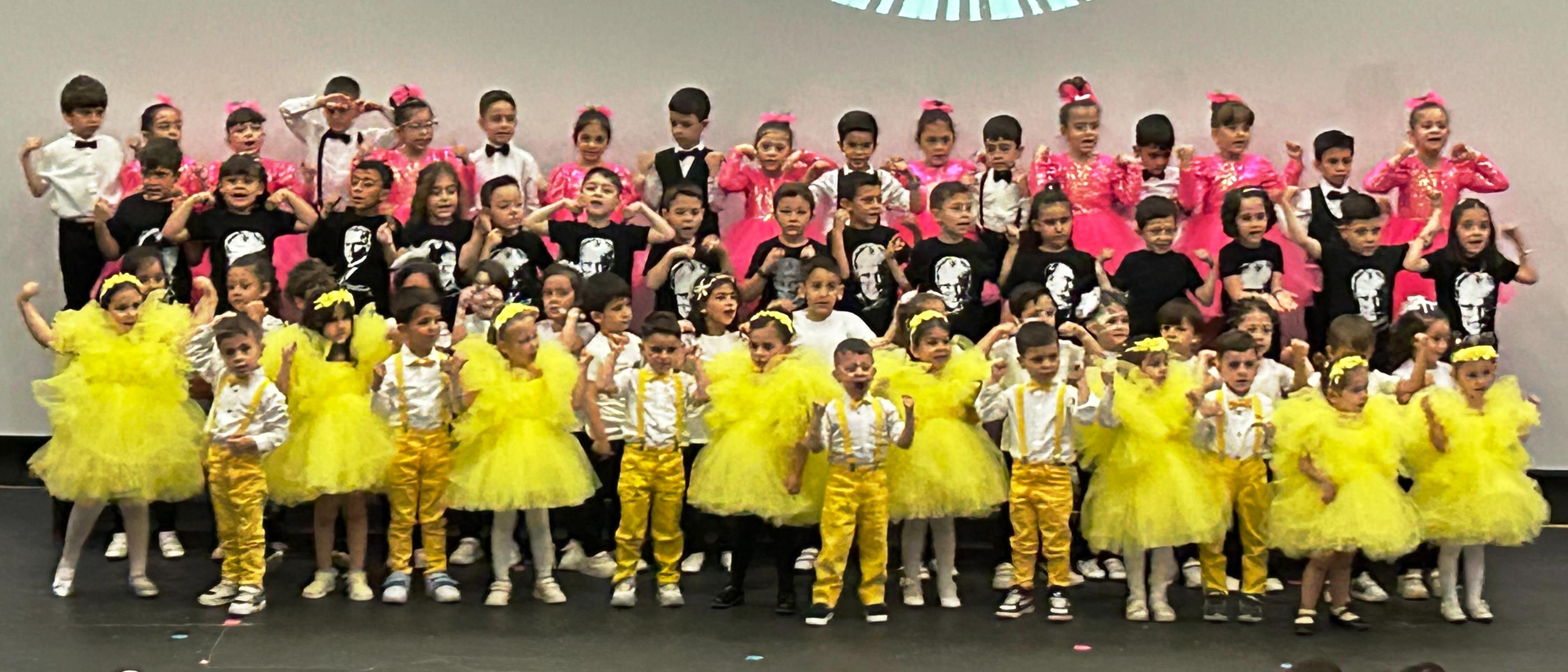 ÖZGÜVEN SİSTEM ANA SINIFI'NDAN MUHTEŞEM YIL SONU