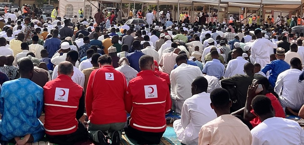 Türk Kızılay, yurt içinde ve yurt dışında kurban kesimlerine başladı