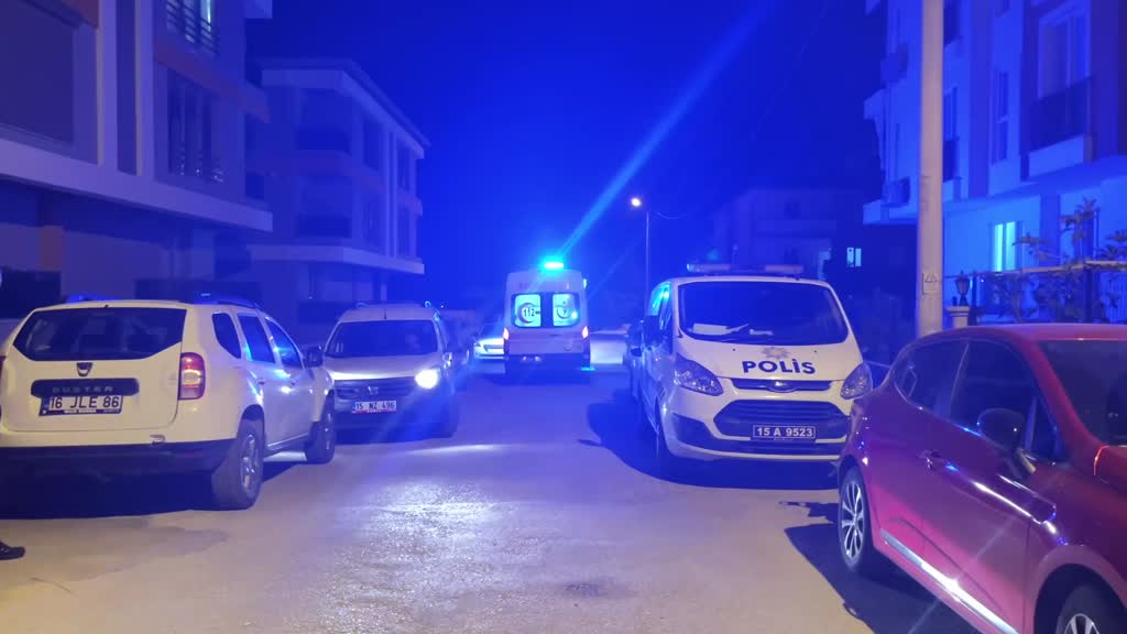 Burdur'da Acı Cinayet: İki Çocuk Annesi Özge Bedir Bıçaklanarak Öldürüldü