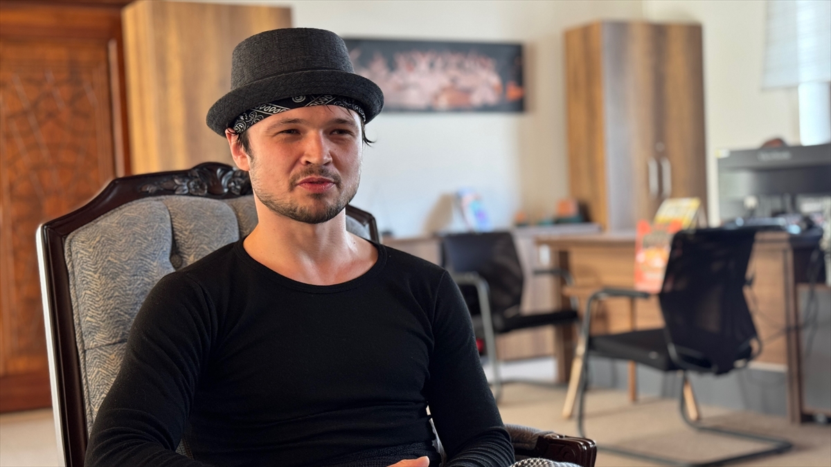 KONYA - Rus dans öğretmeni Mihael dinlediği neyden etkilenerek İslam'ı seçti