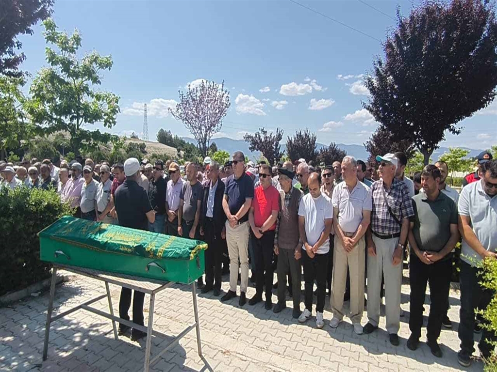 36 günlük bebeğinin yanında bıçaklanarak öldürüldü; 2'si kadın, 4 gözaltı 