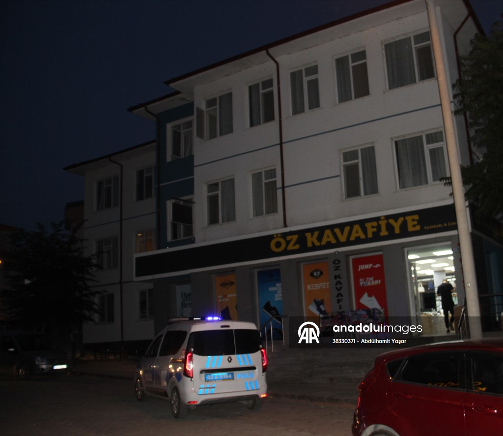 Beyşehir'de  ailesiyle kaldığı otelin penceresinden düşen çocuk yaralandı