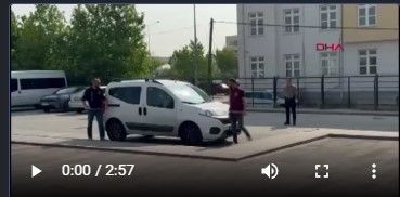 Tekirdağ - 4 aylık oğlunu 3'üncü kattan atmaya kalkan baba hastaneye sevk edildi