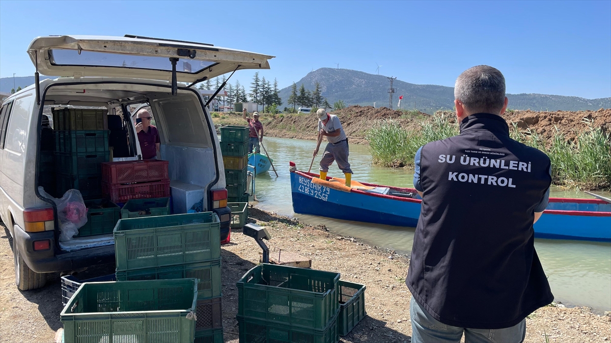 Beyşehir Gölü'nde denetimler sürüyor
