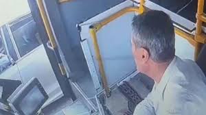 Gaziantep-'Yol verme' tartışmasında otobüs şoförünü tabancayla vurdu; o anlar kamerada