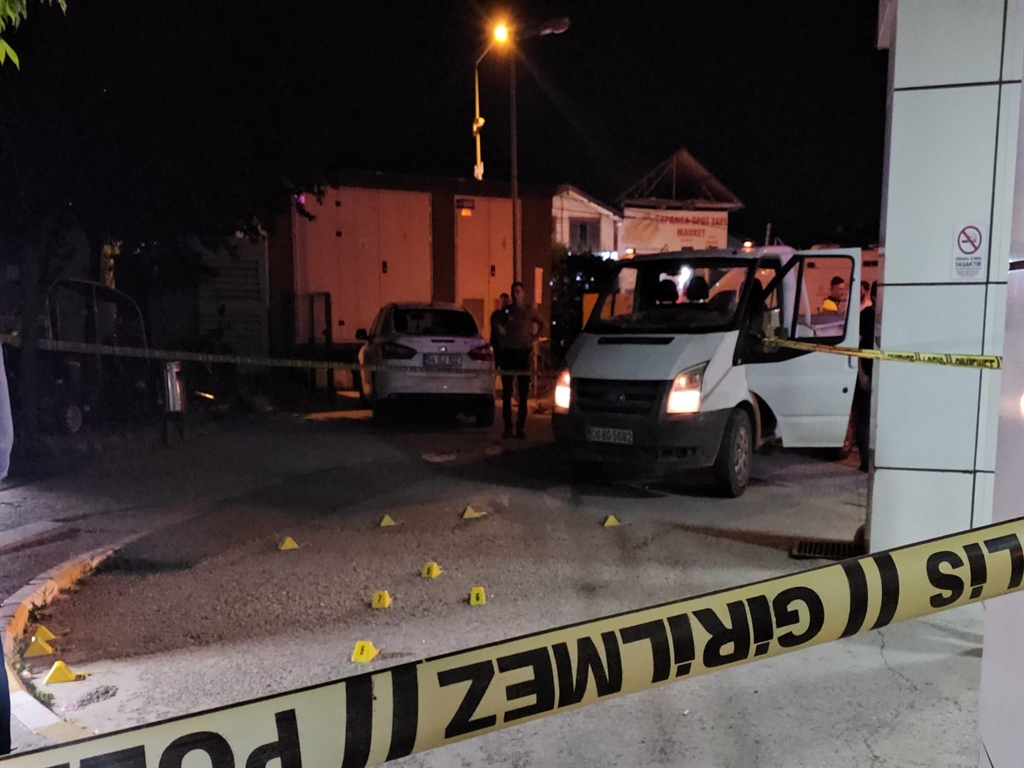 Hastane bahçesinde silahlı saldırıda hayatını kaybetti