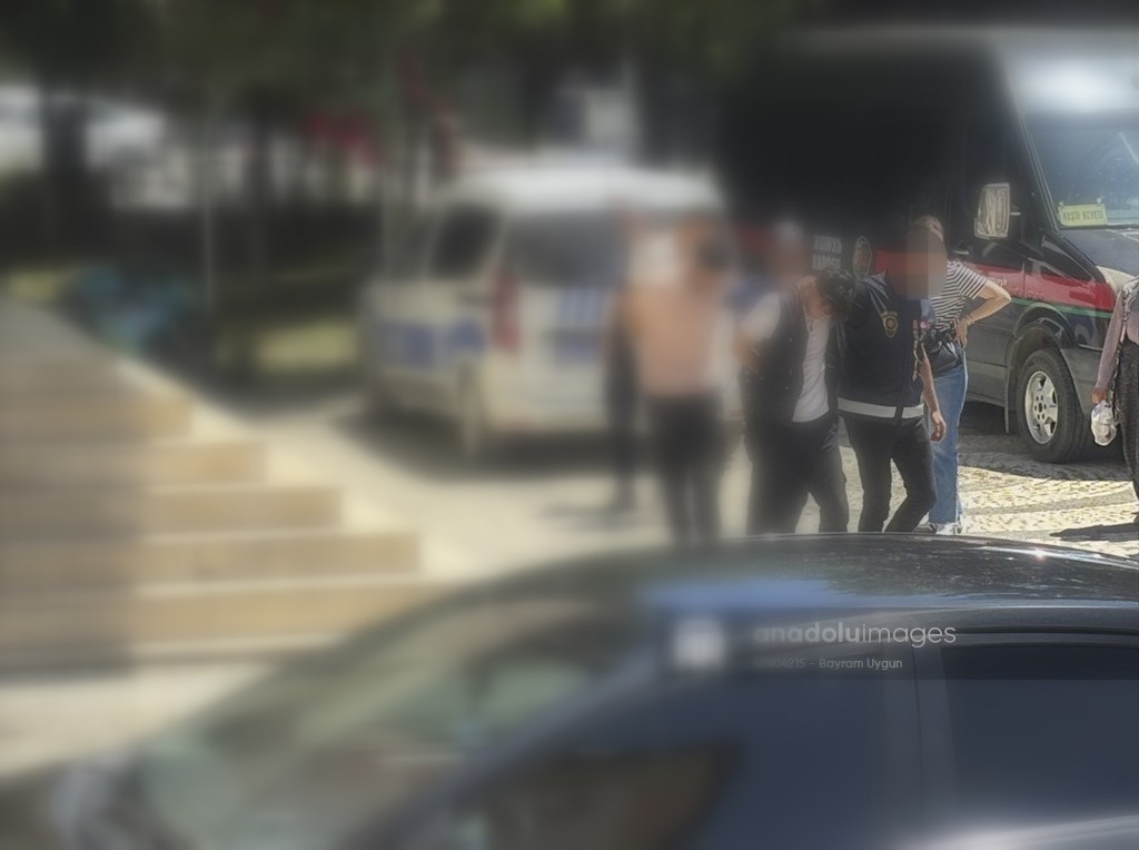 Konya'da uyuşturucu operasyonunda yakalanan 3 şüpheli tutuklandı