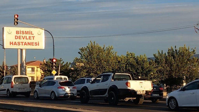 Diyarbakır - Tarlada bulup oynadığı tabancanın ateş almasıyla kendini vuran 6 yaşındaki çocuk, öldü
