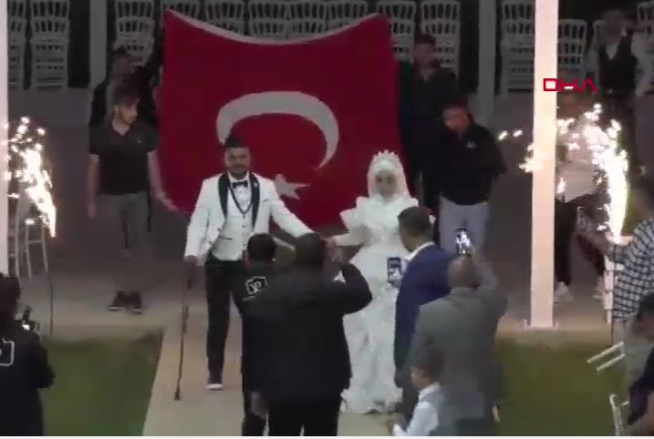 Konya - Pençe- Kilit Hareket Bölgesi Gazisi Emre Bayar, dünya evine girdi