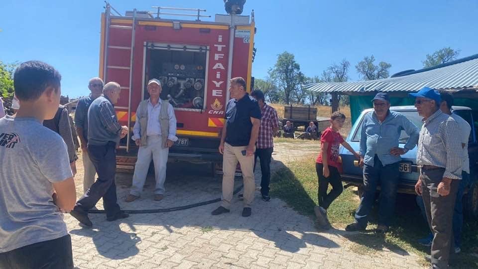 Ahırlı'da Ev Yangını Kısa Sürede Söndürüldü: Can Kaybı Yaşanmadı