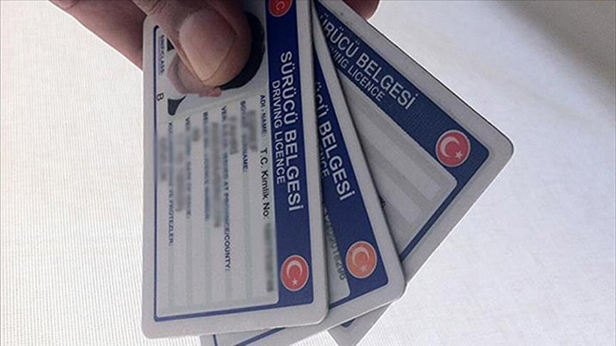 Eski ehliyet kullananlar dikkat son gün yaklaşıyor