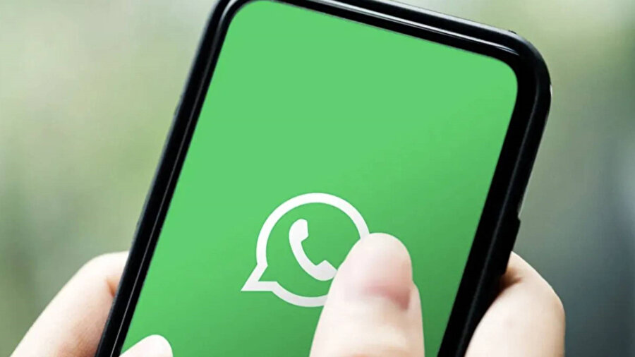 WhatsApp’ta reklam dönemi resmen başladı