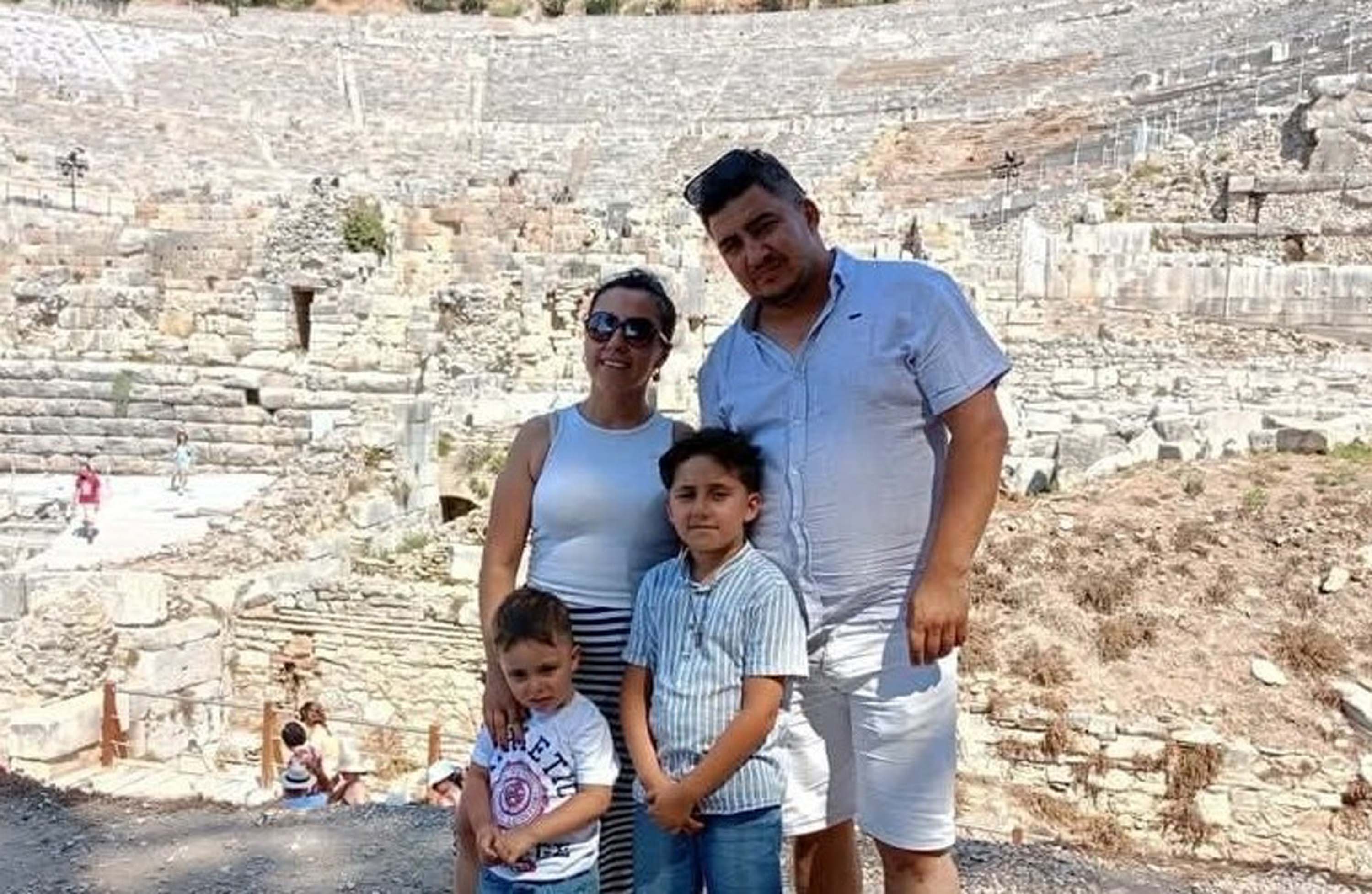 Aydın'da eşi ve 2 çocuğunun öldüğü yangına ilişkin tutuklanan itfaiye eri cezaevinde intihar etti