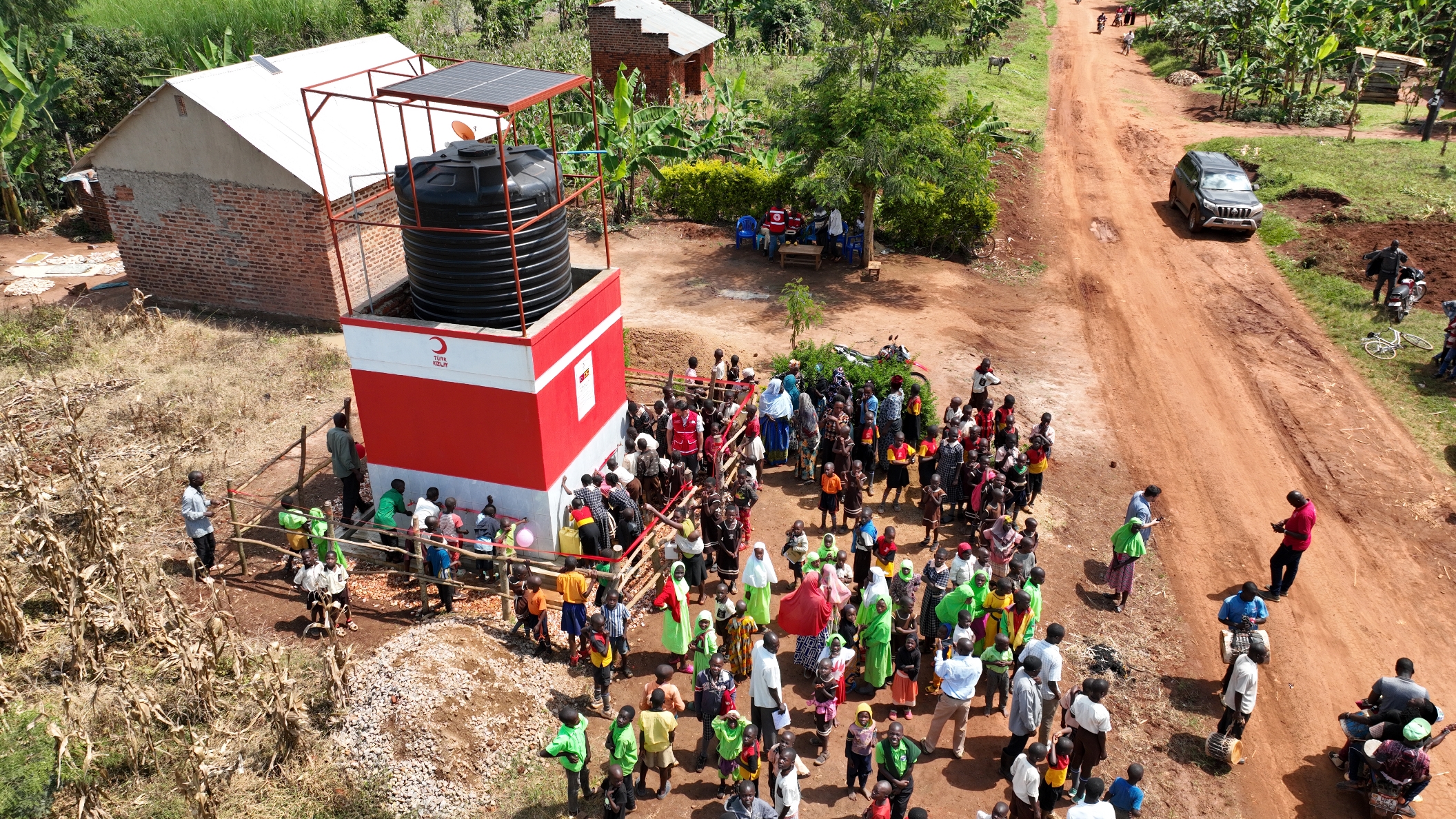 TÜRK KIZILAY’IN SU KUYULARI HAYAT VERİYOR