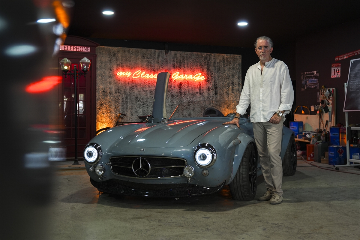 1954 model otomobil, çağın teknolojisiyle yeniden yollara çıkmaya hazırlanıyor