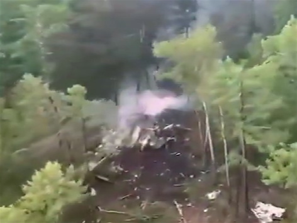 Rusya'da radardan kaybolan yolcu uçağının enkazına ulaşıldı