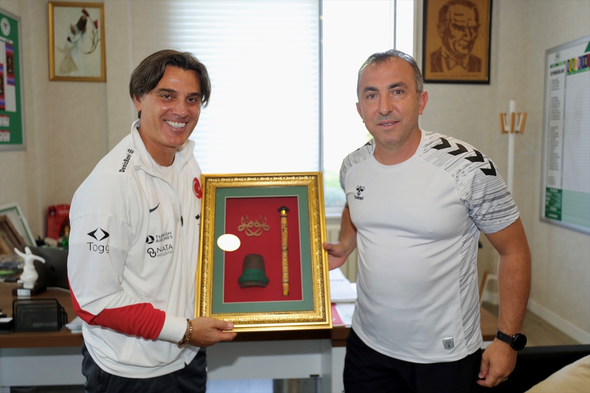 Konyaspor Teknik Direktörü Recep Uçar, A Milli Futbol Takımı'nı ağırladı