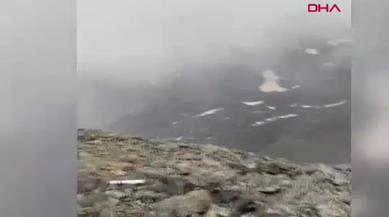 Rize- Kaçkar Dağı’na mevisimin ilk karı yağdı