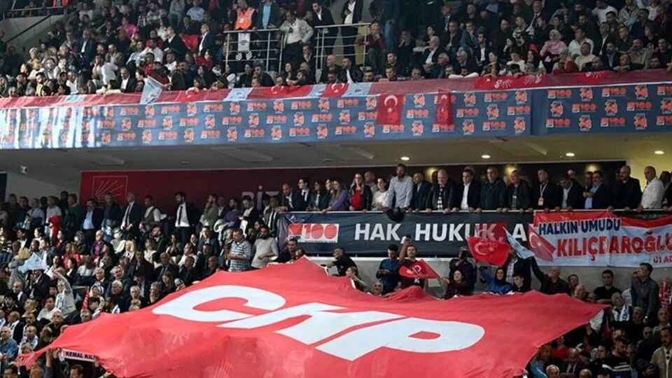 CHP kurultay iptali davası ertelendi, tedbir talebi reddedildi