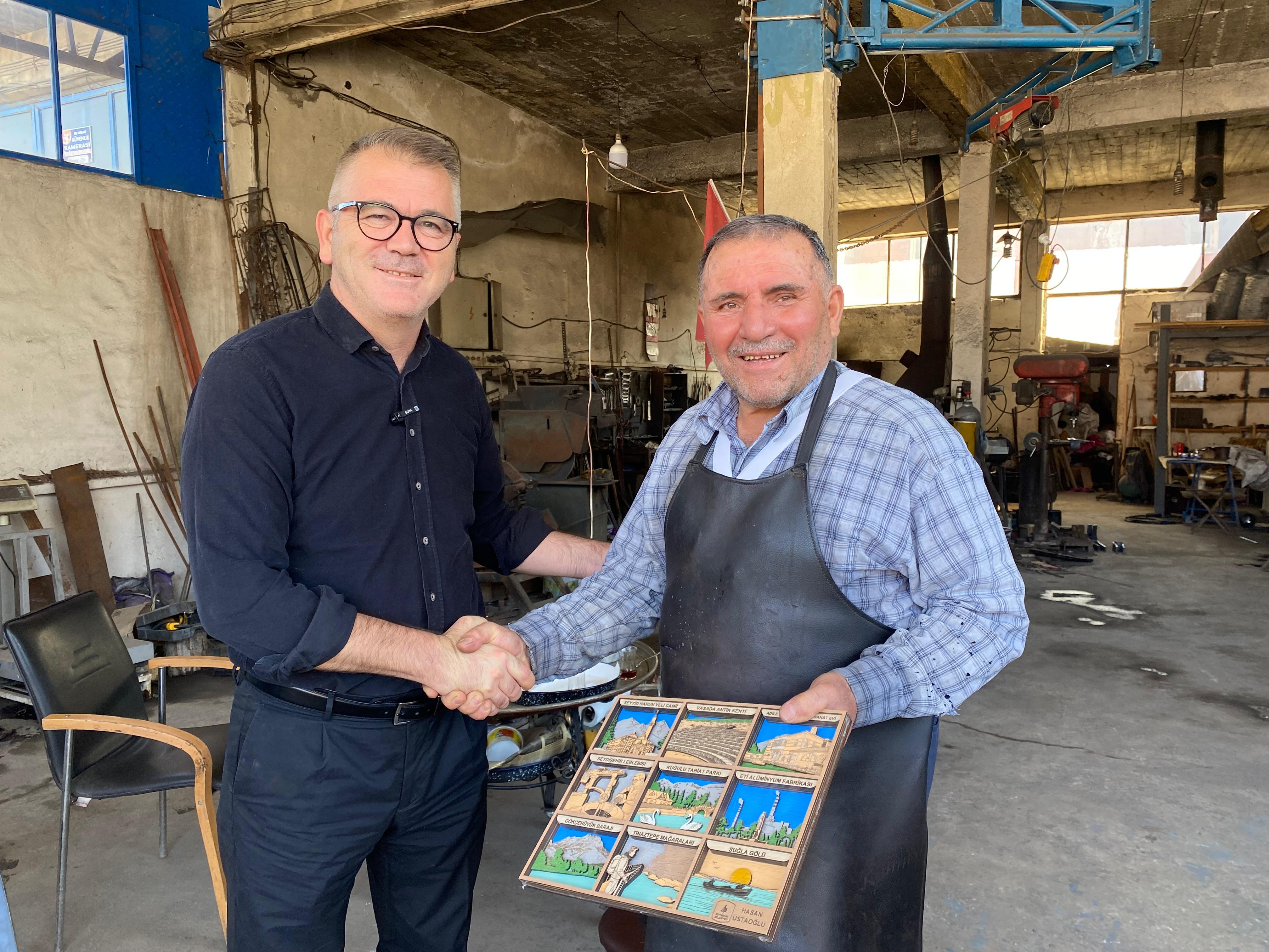 BAŞKAN USTAOĞLU VE AYPAR’DAN AHİLİK HAFTASI ZİYARETİ 