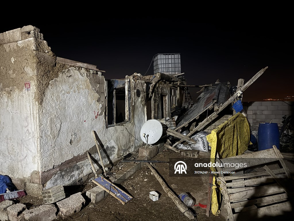 Niğde'de ahırda çıkan yangında 170 koyun telef oldu