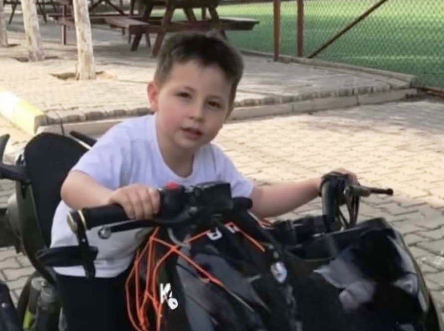 Eskişehirde Teneffüste okul bahçesinde fenalaşan Batur, hastanede hayatını kaybetti 