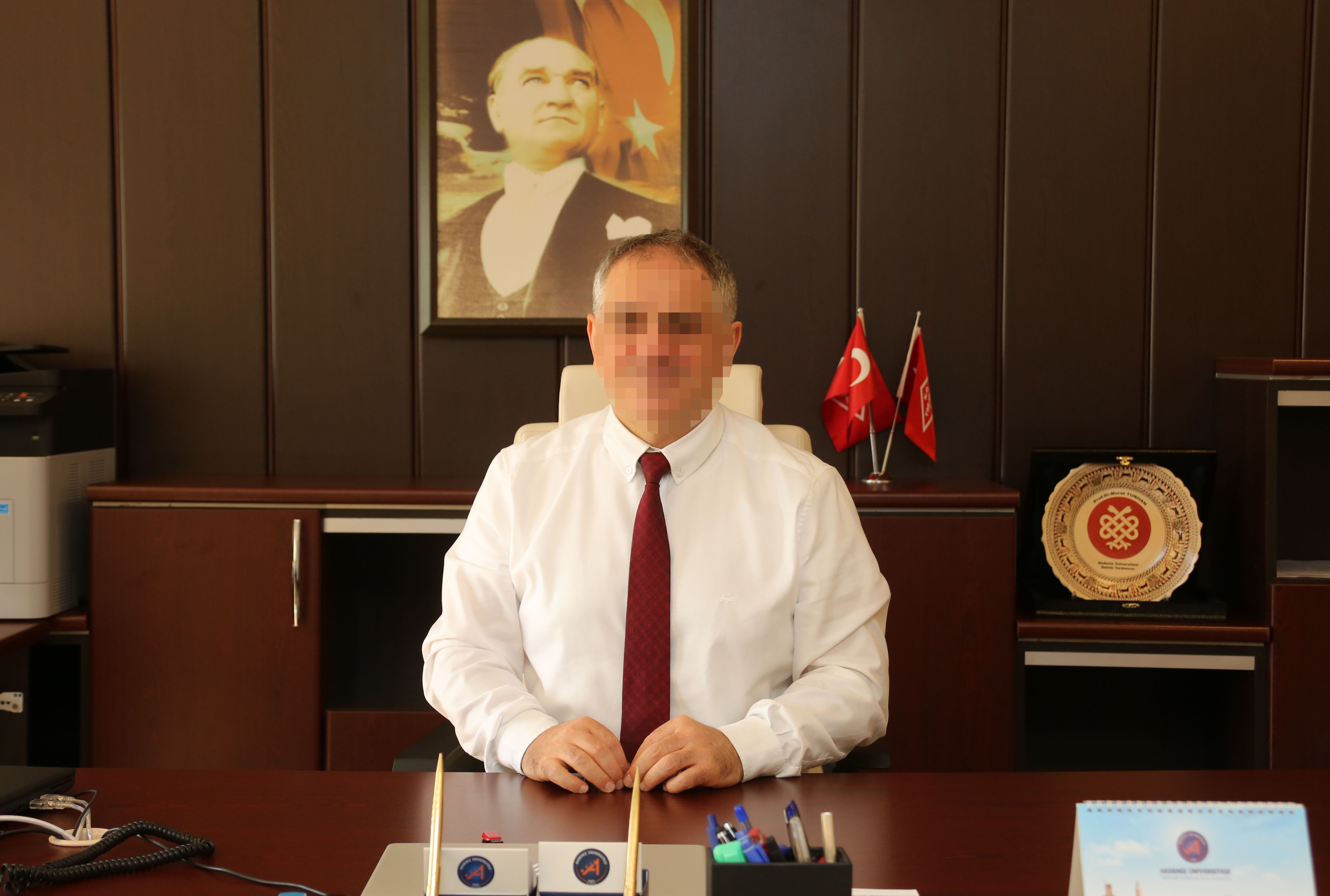 Akdeniz Üniversitesi'nde gizli kameradan sonra yeni bir skandal daha ortaya çıktı!