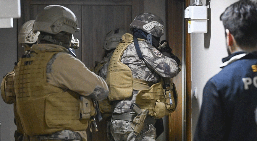 Ankara - 9 il merkezli 'siber suç' operasyonu: 61 şüpheli yakalandı