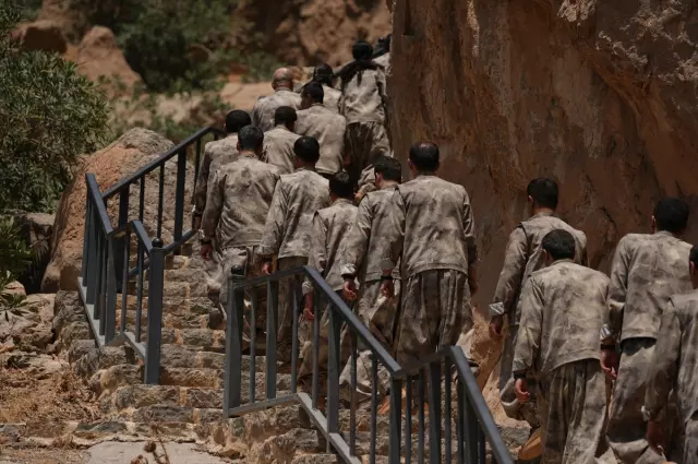 PKK, Türkiye  Sınırlarından  Silahlı Unsurlarını Çekme Kararını Açıkladı