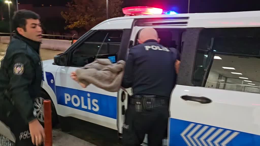 ÇORUM - Hastaneden yakınları tarafından alınmayan yaşlı kadın huzurevine yerleştirildi