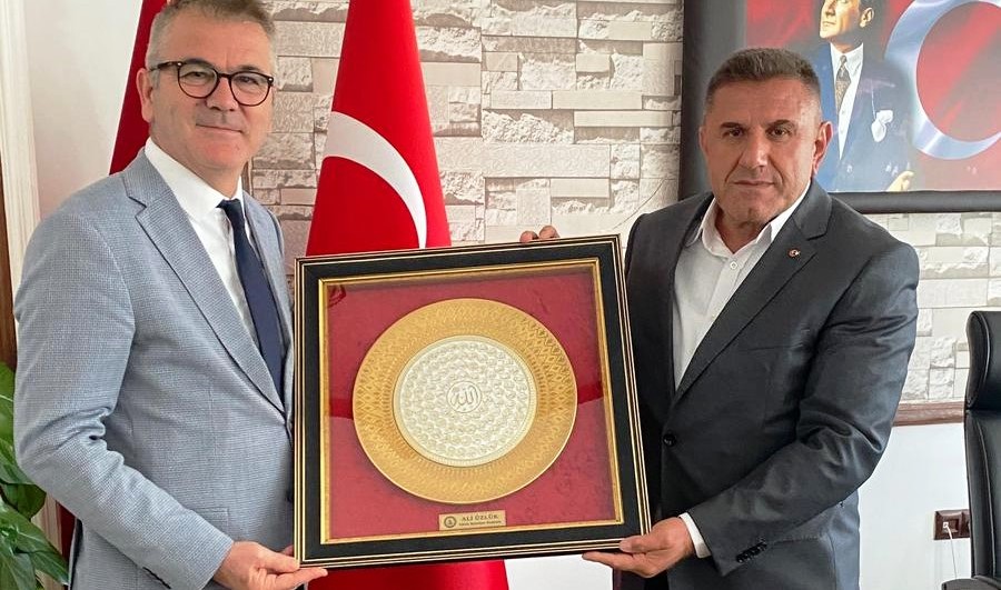 BAŞKAN USTAOĞLU’NDAN BÖLGE BELEDİYE BAŞKANLARINA ZİYARET 