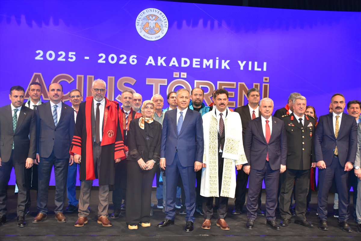 İçişleri Bakanı Yerlikaya Selçuk Üniversitesi Akademik Yılı Açılışı Töreni'nde konuştu: