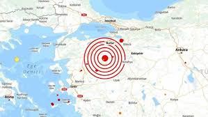 Balıkesir'de 4.8'lik deprem: İstanbul, Çanakkale, Bursa, İzmir sallandı!