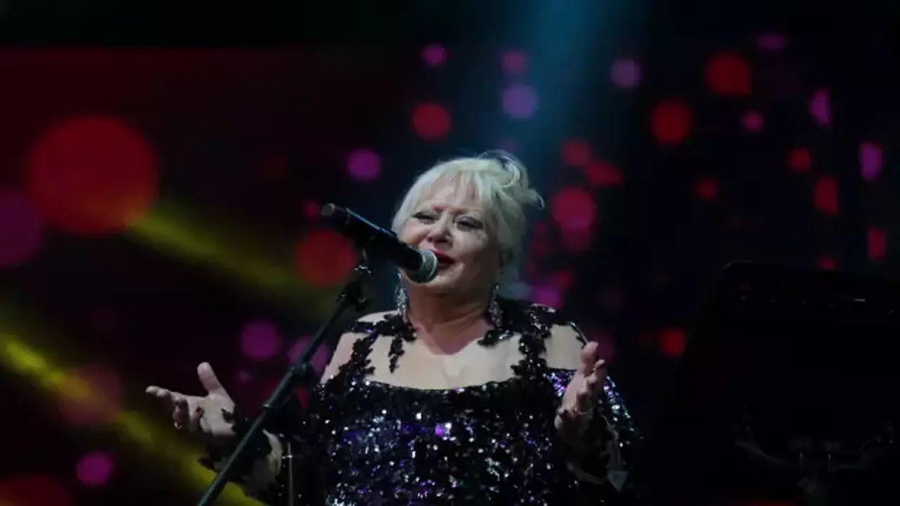 Türk Müziğinin Efsane İsmi Muazzez Abacı Hayatını Kaybetti