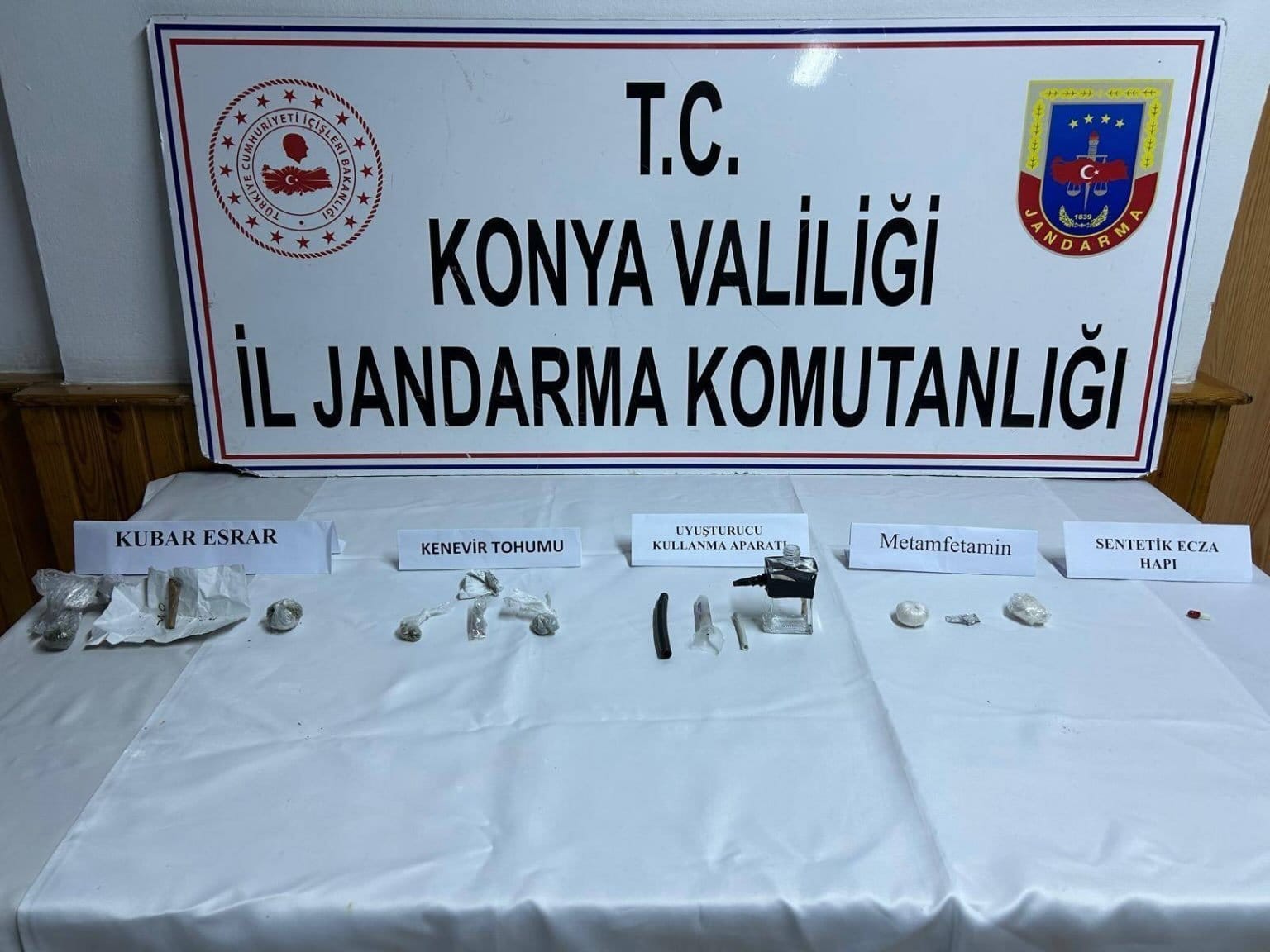 KONYA  İL  JANDARMA  KOMUTANLIĞINDAN   TARİHİ  ESER -UYUŞTURUCU  OPERASYONU 