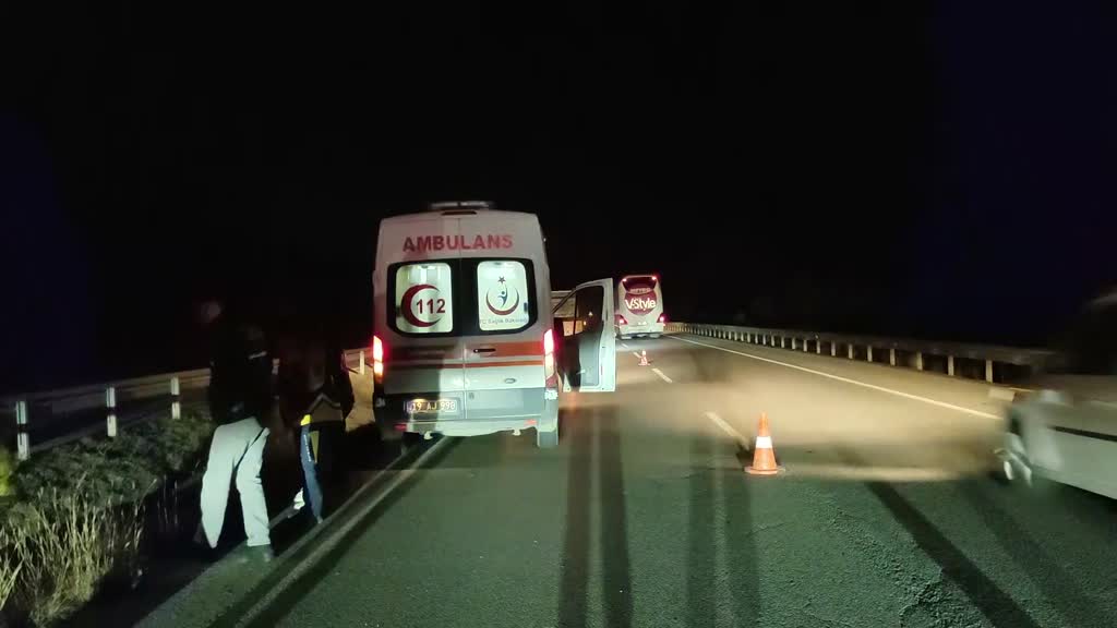 Çorumda Trafik Kazası: Otostopla Bindiği Araç Devrildi, Genç Yaşamını Yitirdi