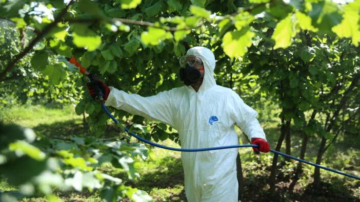 Bundan sonra zirai ilaçlar reçete ile satılmaya başlayacak.
