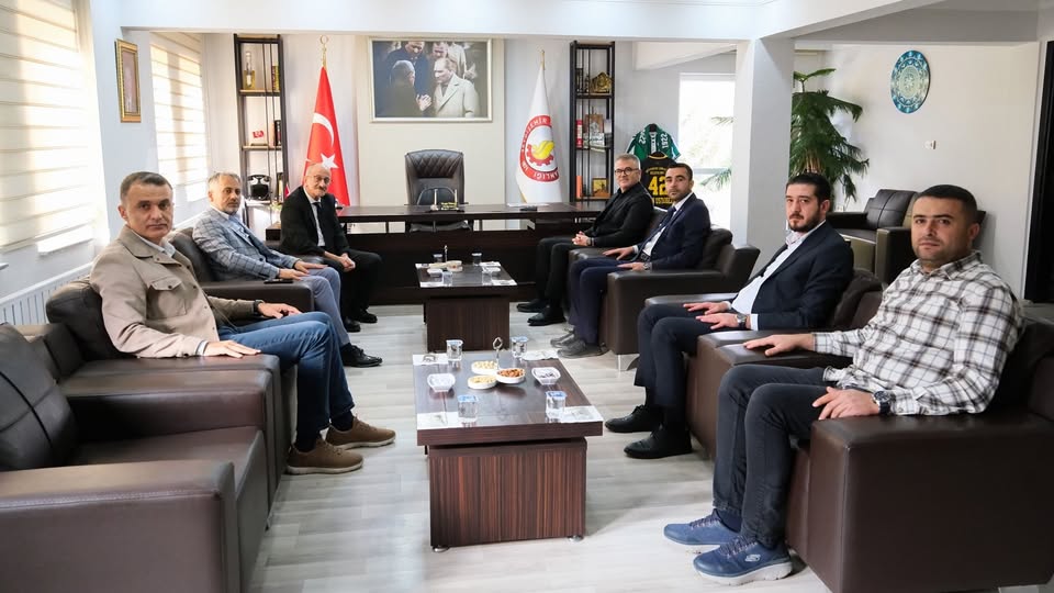 BEYŞEHİR BELEDİYE BAŞKANI ADİL BAYINDIR’DAN BAŞKAN USTAOĞLU’NA ZİYARET