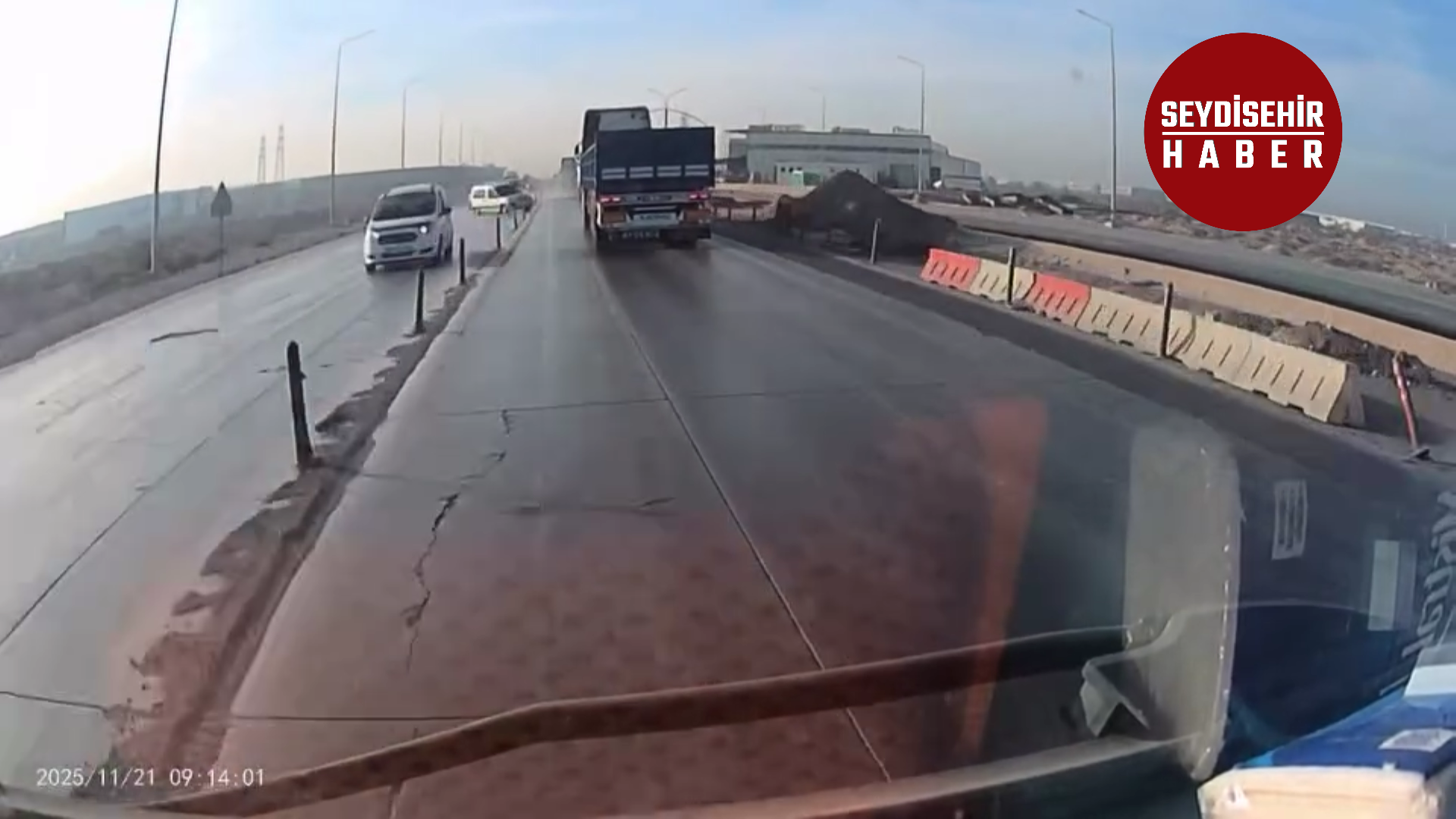 Konya’da sollama yapan araç TIR’la kafa kafaya çarpıştı! O anlar kamerada  6 Yaralı 