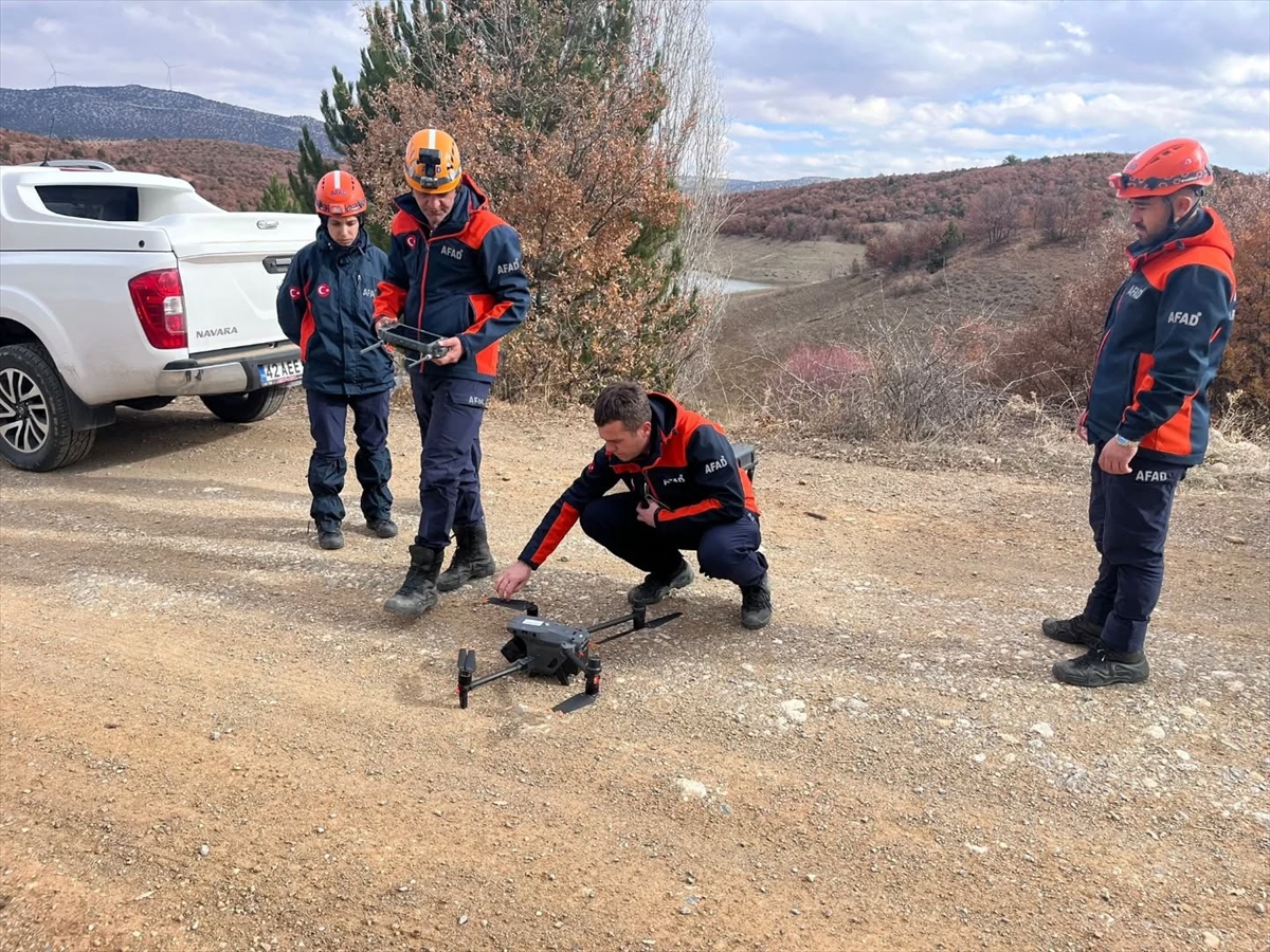 Beyşehir'de kaybolan öğrenciden 27 saattir haber alınamıyor