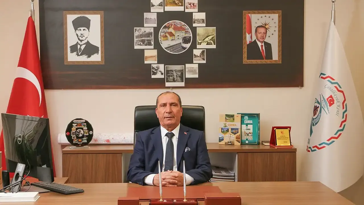 Konya'da Bir Belediye Başkanı Daha AK Parti'ye Katılıyor