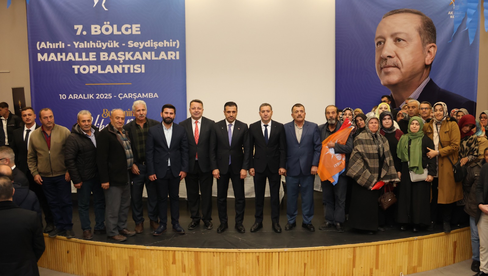 AK PARTİ 7. BÖLGE MAHALLE BAŞKANLARI TOPLANTISI SEYDİŞEHİR'DE GERÇEKLEŞTİRİLDİ
